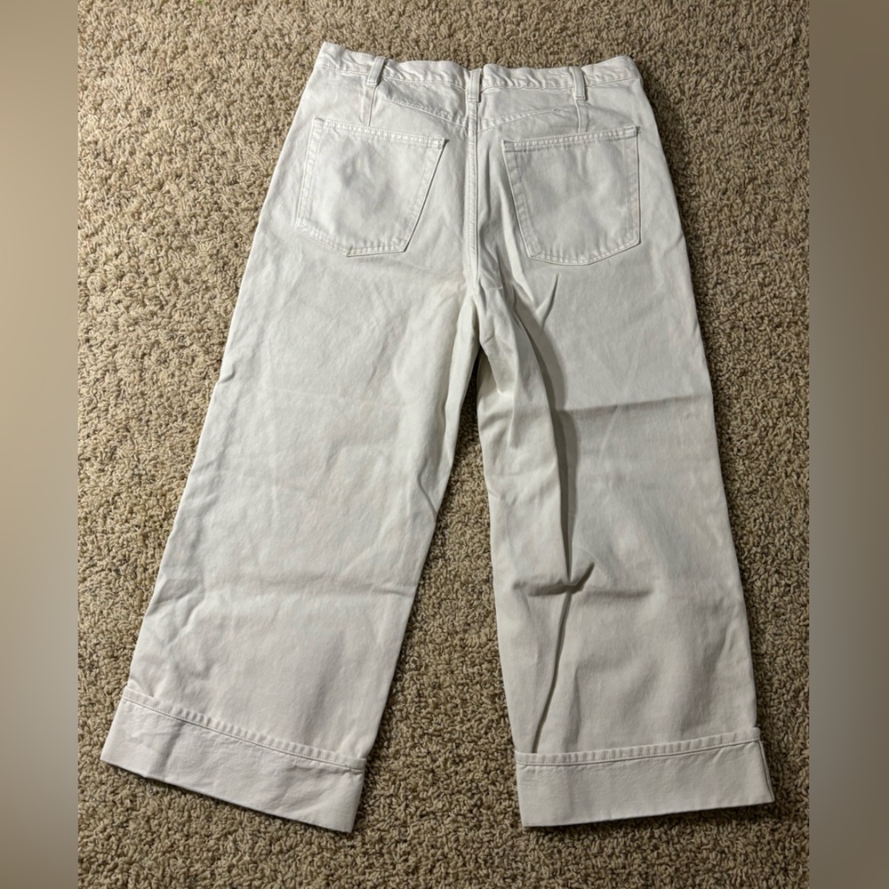 NWOT - Universal Thread Cropped Vintage Cuffed Cream Jeans - 10 - Picture 2 of 3